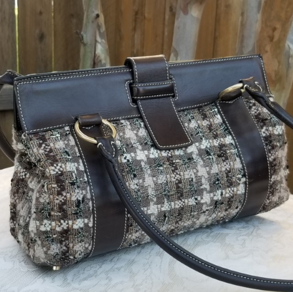 Lovely St. John Collection  Jacquard handbag - Picture 5 of 16